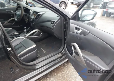 2013 Hyundai Veloster Turbo W/Black z USA, uszkodzony, nr VIN KMHTC6AE6DU179365